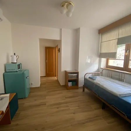 Samoobsluzny Vydra