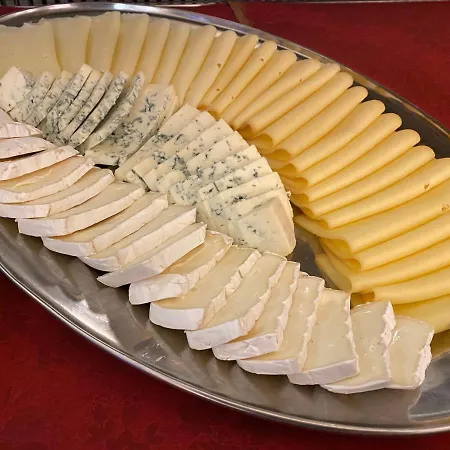 Samoobsluzny Vydra 公寓式酒店